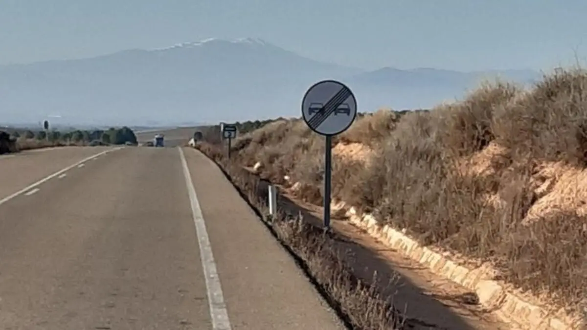 Carretera que une La Almunia con Cari&ntilde;ena / V&iacute;a WikiLoc
