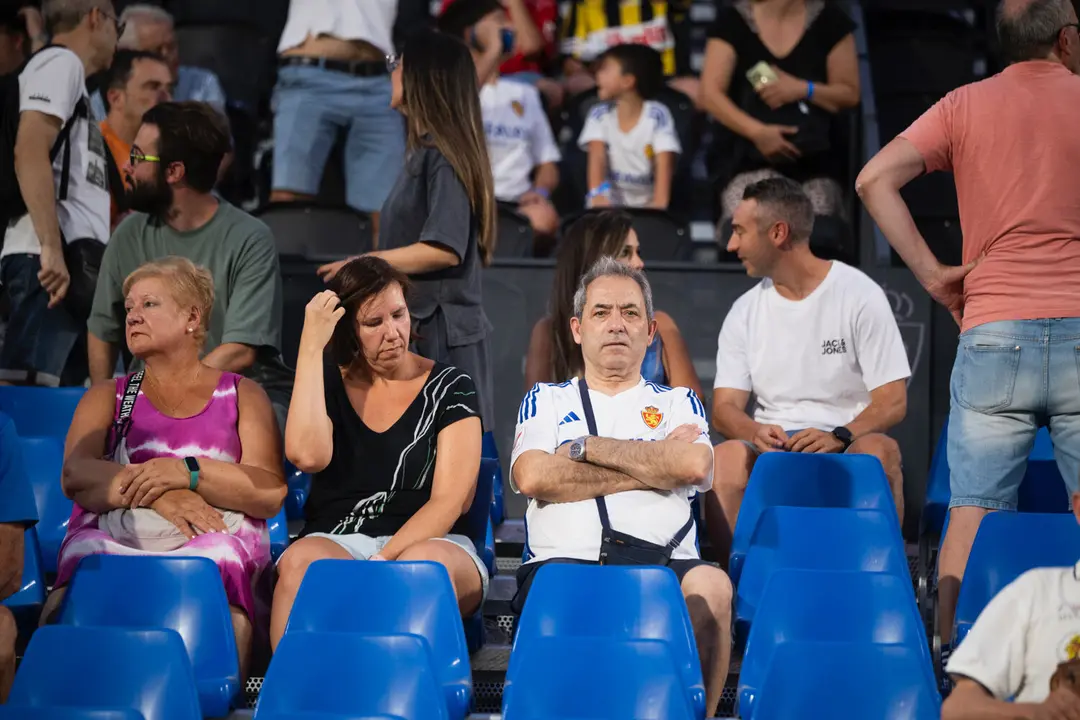 Aficionados en el Ibercaja Estadio en el Real Zaragoza - SD Huesca / Marcos Cebri&aacute;n