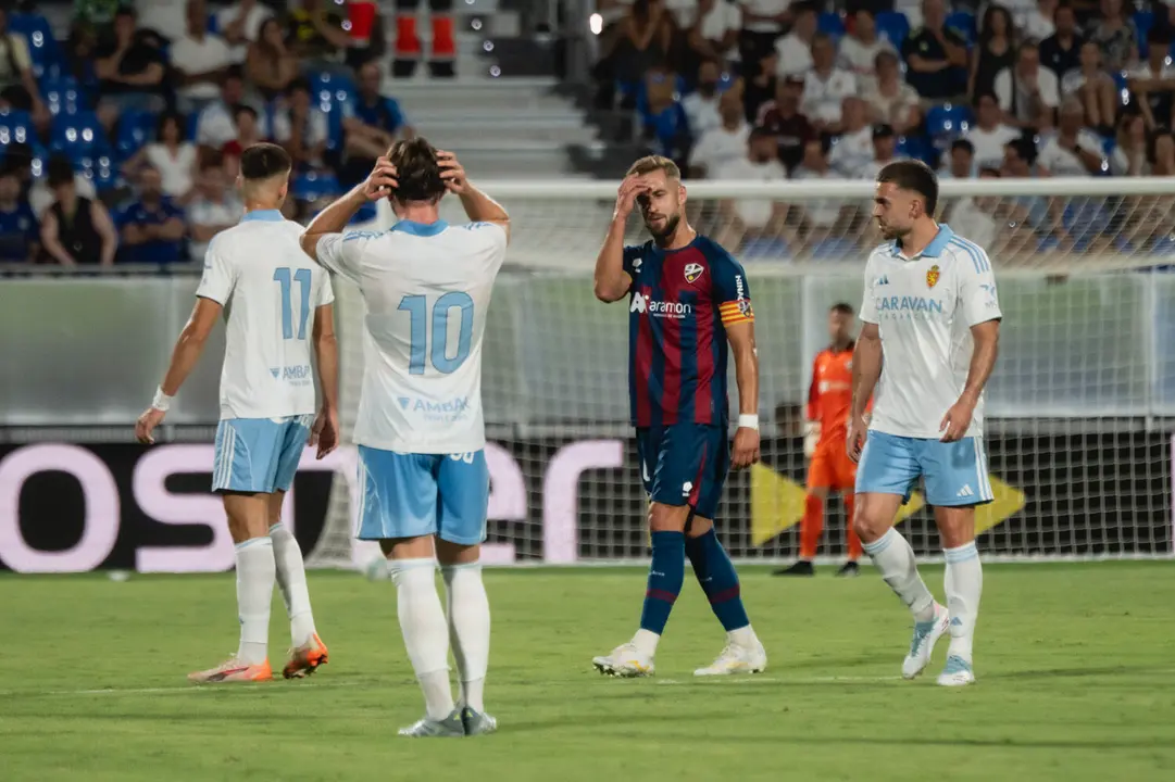 Mejores im&aacute;genes del Real Zaragoza - SD Huesca en el Memorial Carlos Lapetra / Marcos Cebri&aacute;n