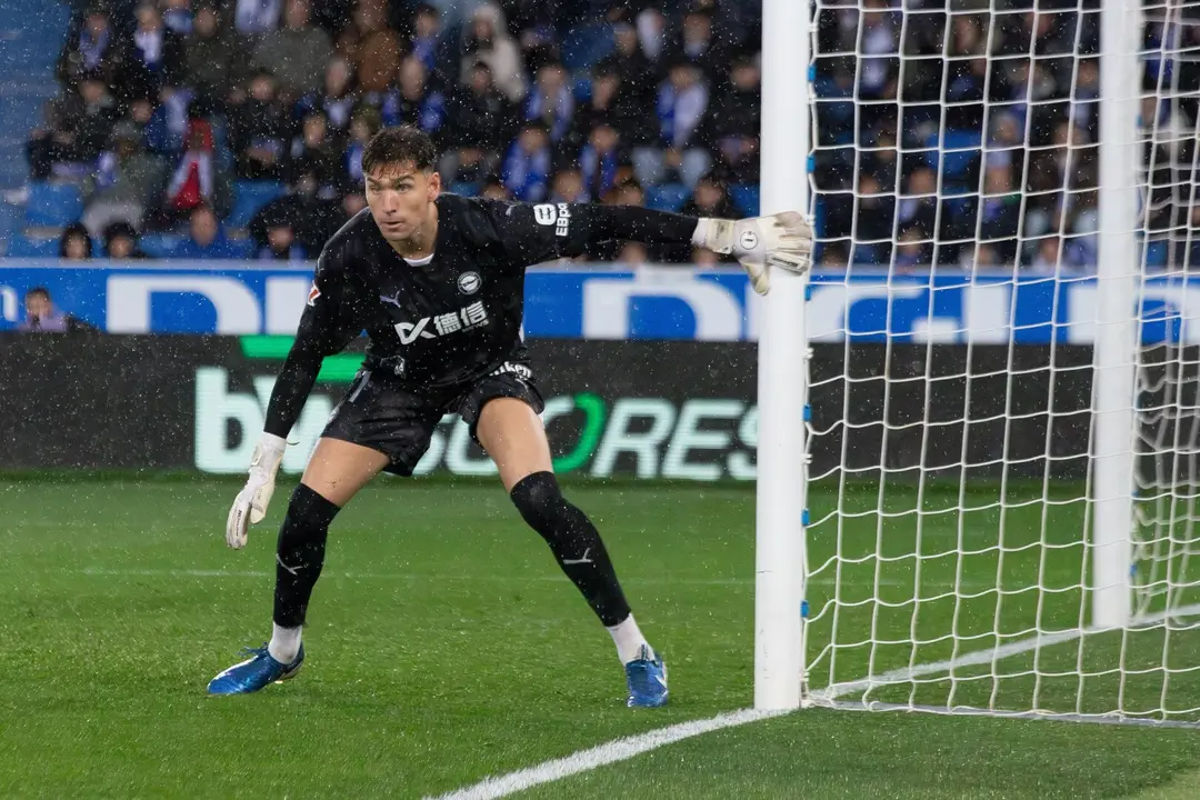 Adri&aacute;n Rodr&iacute;guez durante su debut en Primera Divisi&oacute;n / Deportivo Alav&eacute;s