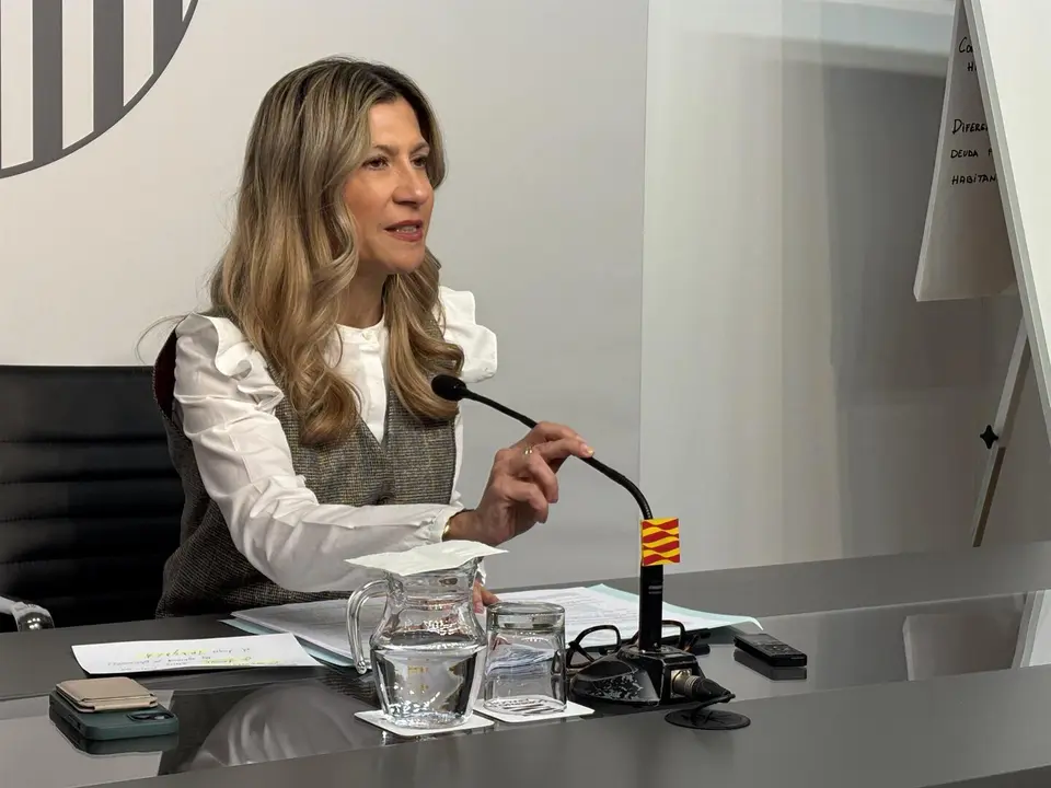 La vicepresidenta del Gobierno de Arag&oacute;n, Mar Vaquero, en la rueda de prensa posterior al Consejo de Gobierno. / EP