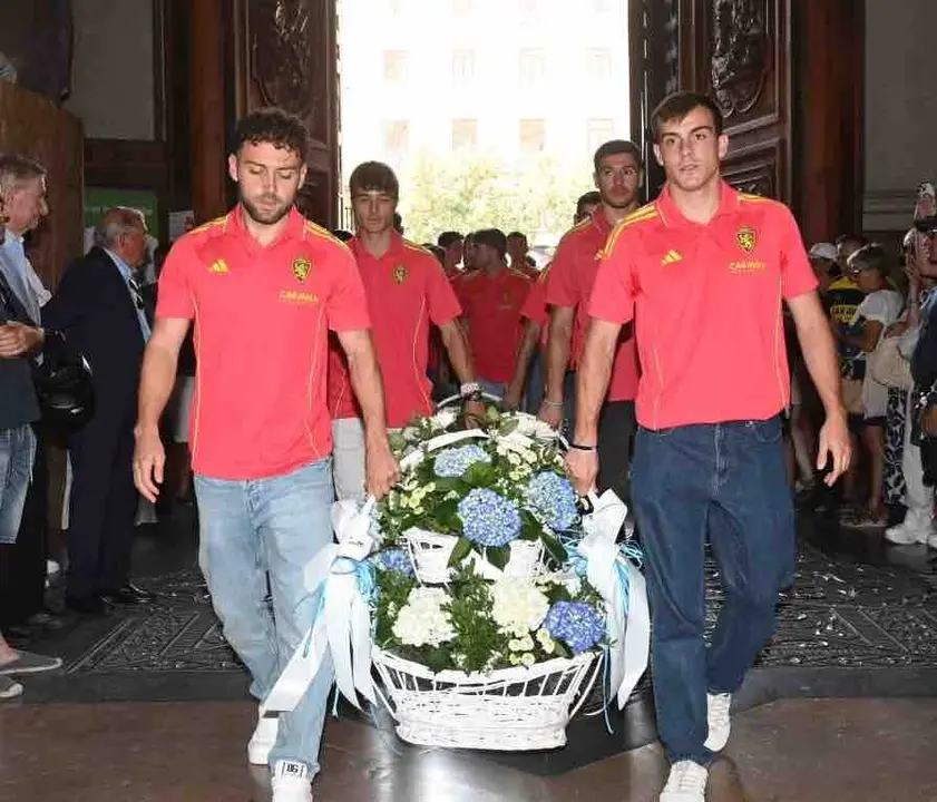 Ofrenda del Real Zaragoza / REAL ZARAGOZA