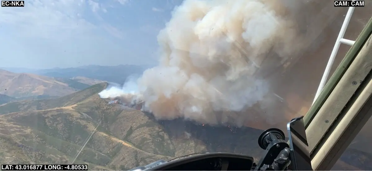 Im&aacute;genes de la llegada de la Brigada Helitransportada de Ejea de los Caballeros a las labores de extinci&oacute;n del incendio de Barniedo de la Reina (Le&oacute;n).