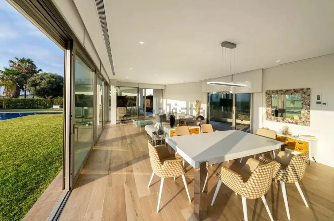 Chalet pareado en venta en Alcossebre / Idealista