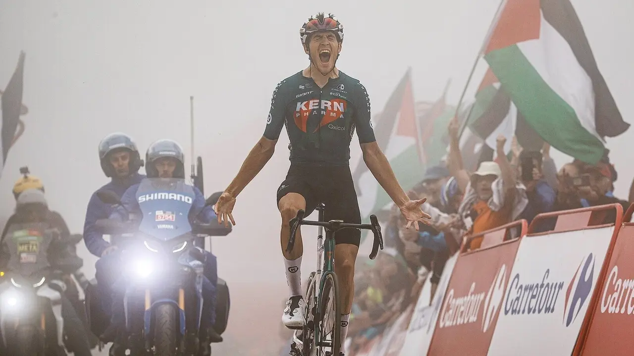 Pablo Castrillo venci&oacute; en la etapa del Cuitu Negru, consiguiendo su segundo triunfo de etapa en la &uacute;ltima edici&oacute;n / La Vuelta