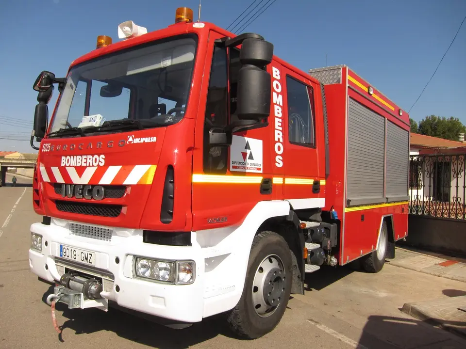 Cami&oacute;n de bomberos, en Zarafoza./ EP