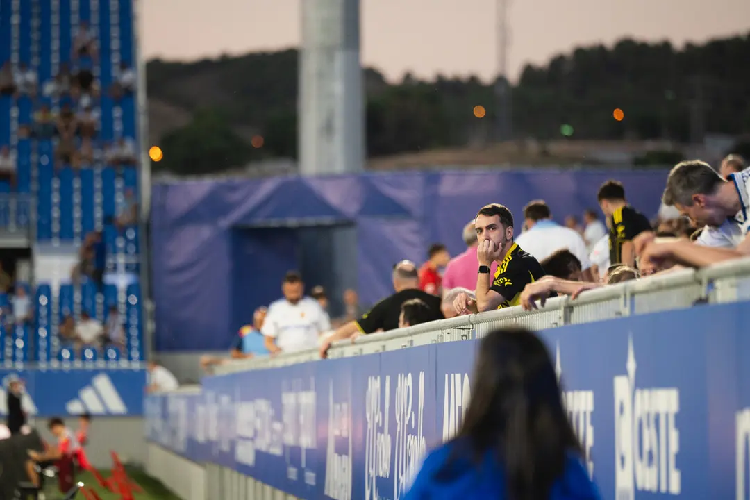 Aficionados en el Ibercaja Estadio en el Real Zaragoza-Andorra / Marcos Cebri&aacute;n