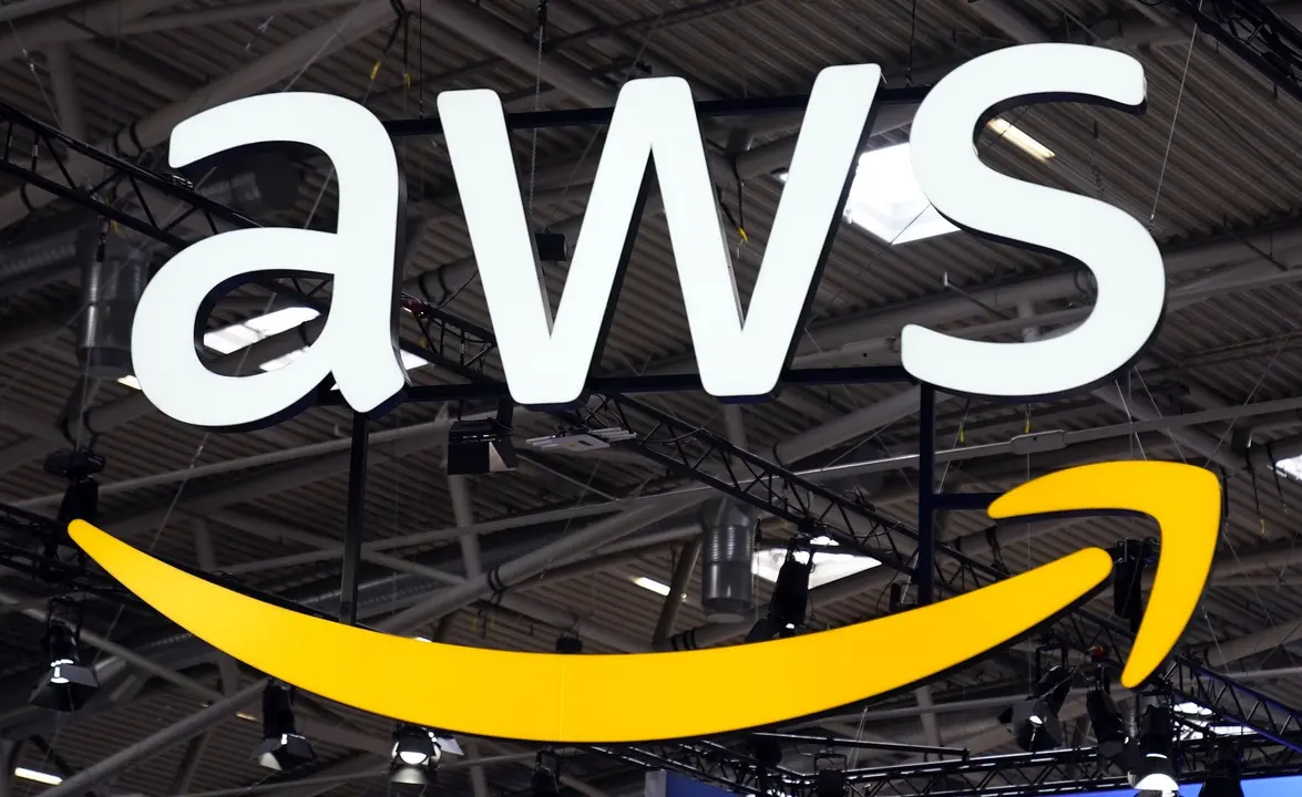 Logo de Amazon Web Services-/ EP
