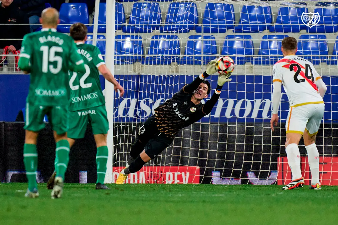 Dani C&aacute;rdenas con el Rayo / RAYO