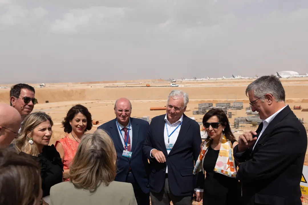 El Ministerio de Defensa anuncia una nueva inversi&oacute;n en el aeropuerto de Teruel./ Fabi&aacute;n Sim&oacute;n