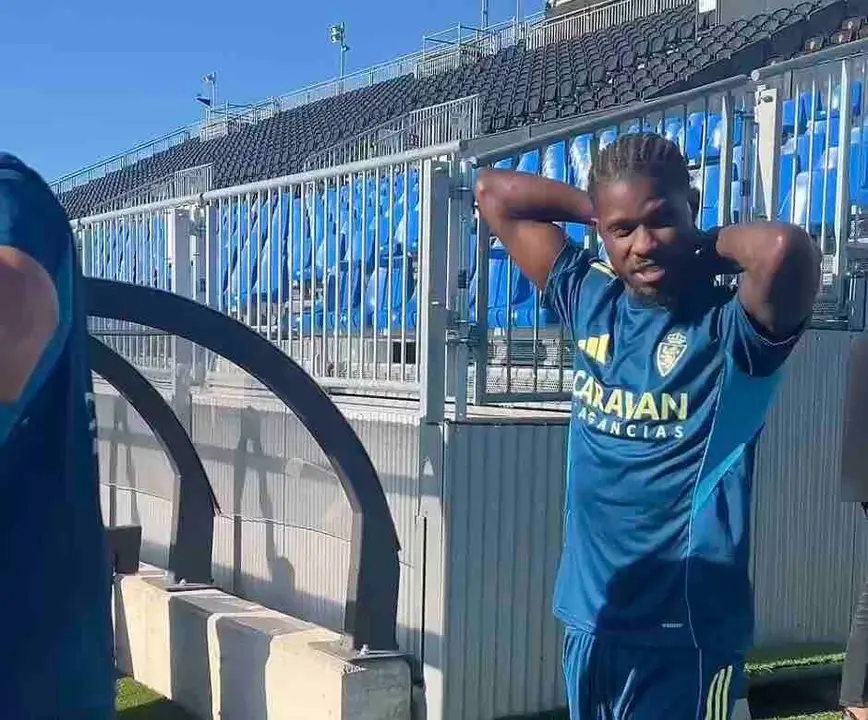 Paul Akouokou en su primer entrenamiento con el Real Zaragoza / RZ
