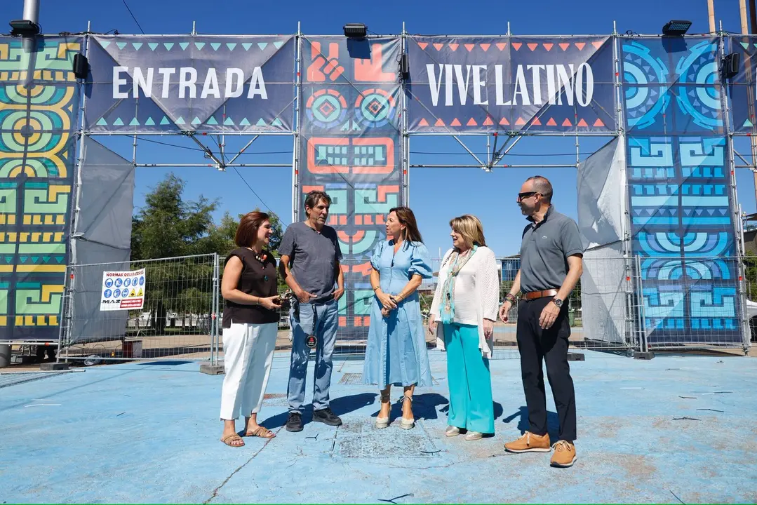 Visita al montaje de festival Vive Latino 2025. /AZ