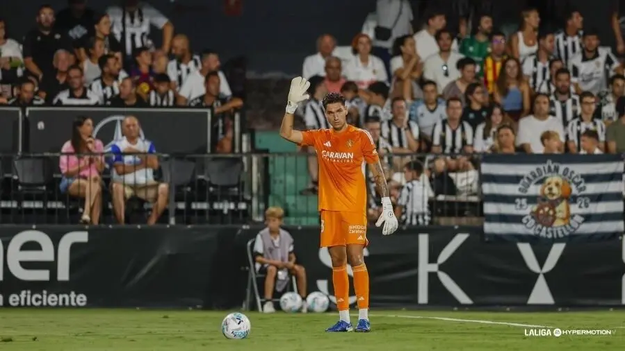 Adri&aacute;n Rodr&iacute;guez en un partido con el Real Zaragoza / LaLiga