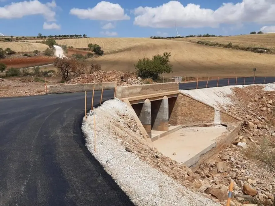 Las obras han consistido en la reparaci&oacute;n de las obras de drenaje y en la restituci&oacute;n del firme. / EP