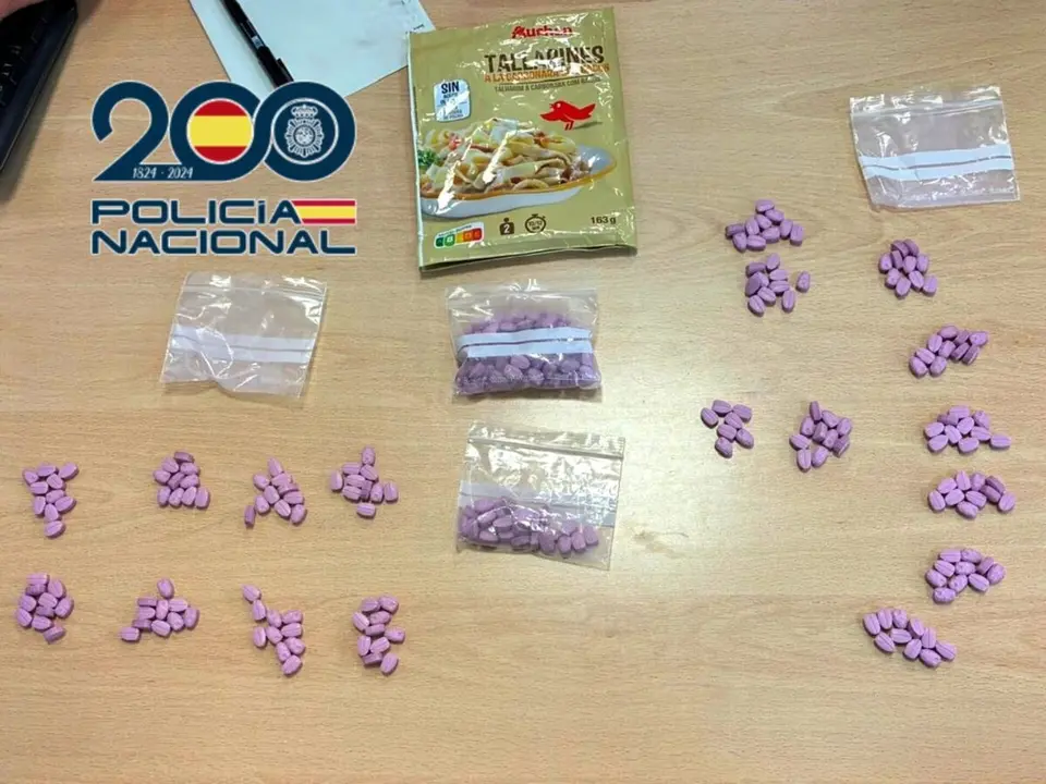 Pastillas de &eacute;xtasis incautadas al detenido este pasado mi&eacute;rcoles en el barrio de las Delicias de la capital aragonesa.
- POLIC&Iacute;A NACIONAL