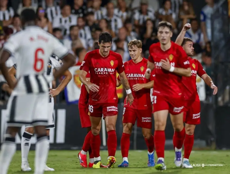 Celebraci&oacute;n del Real Zaragoza ante el Castell&oacute;n / LaLiga