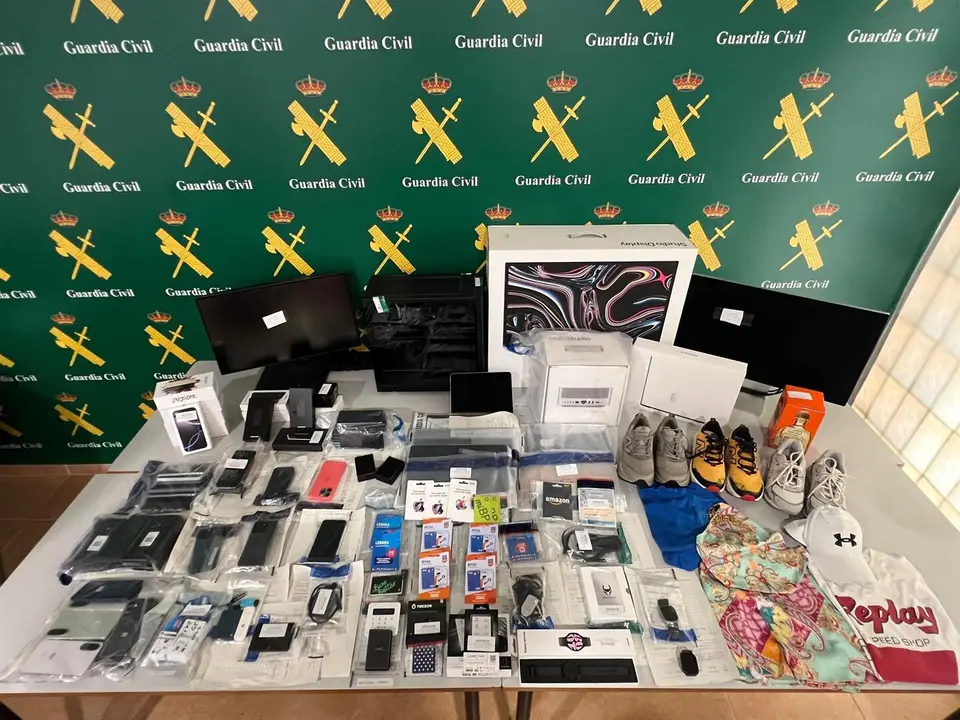 Detenida una pareja en Torrevieja acusada de estafar a 30 v&iacute;ctimas de 19 provincias de Espa&ntilde;a. / EP