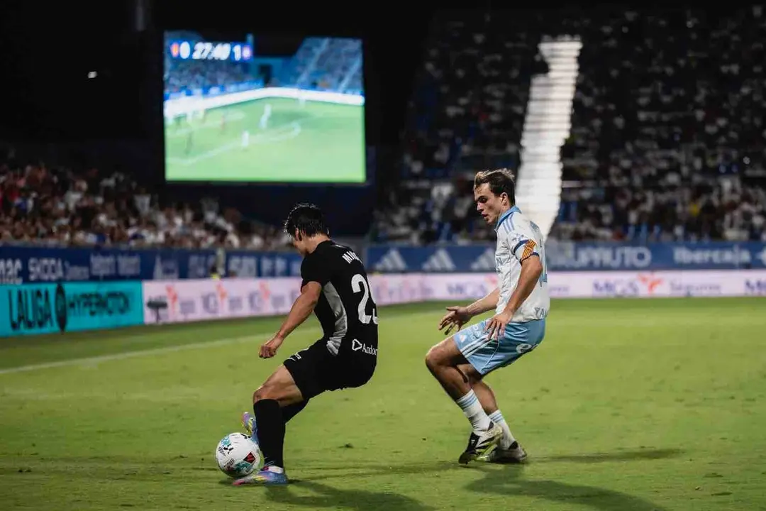 Francho en el Ibercaja Estadio / MARCOS CEBRI&Aacute;N