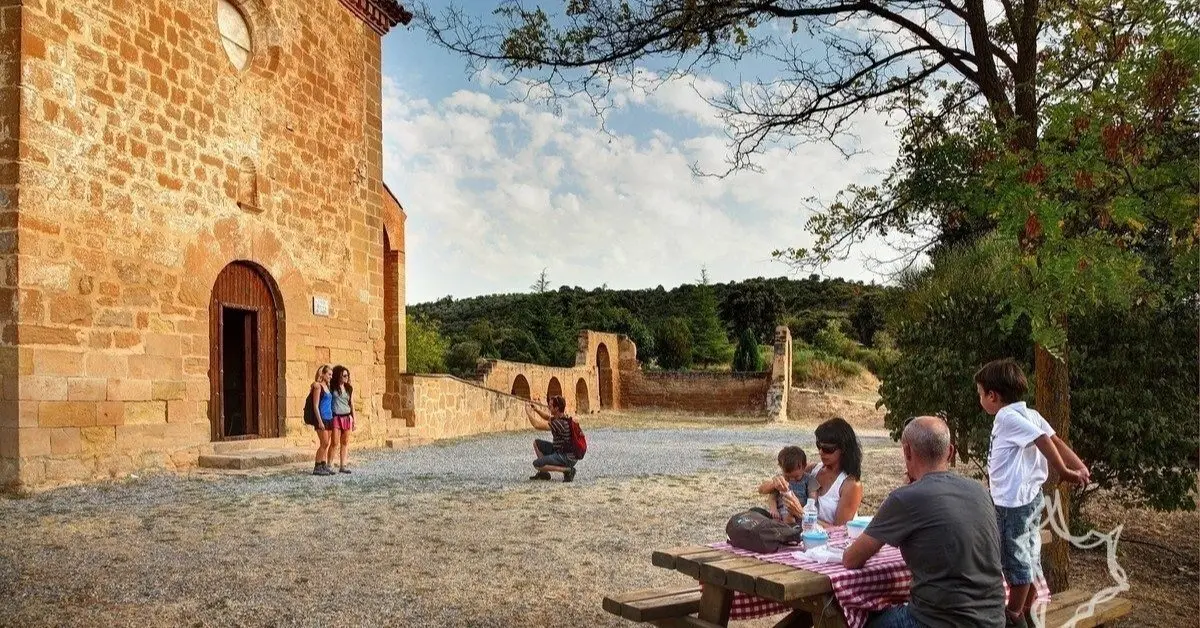 buera-huesca-reloj-solar-ermita