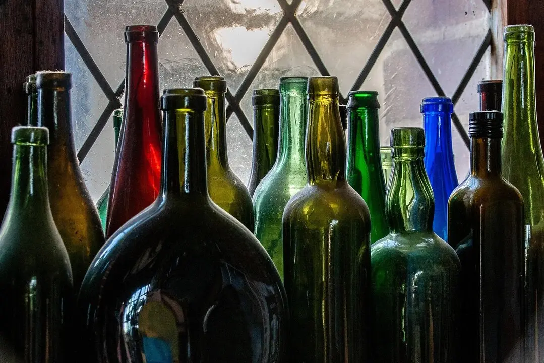 Botellas de vidrio. /Pixabay