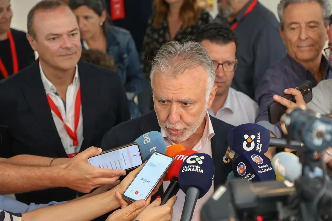 Archivo - El secretario general del PSOE Canarias y presidente del Gobierno de Canarias y candidato a la reelecci&oacute;n, &Aacute;ngel V&iacute;ctor Torres ./ Europa Press
