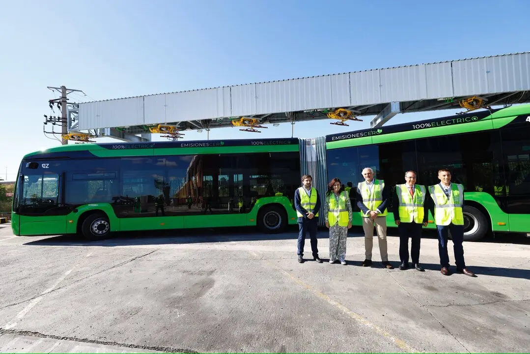 Segunda fase de electrificaci&oacute;n de la flota de autob&uacute;s urbano. /AZ