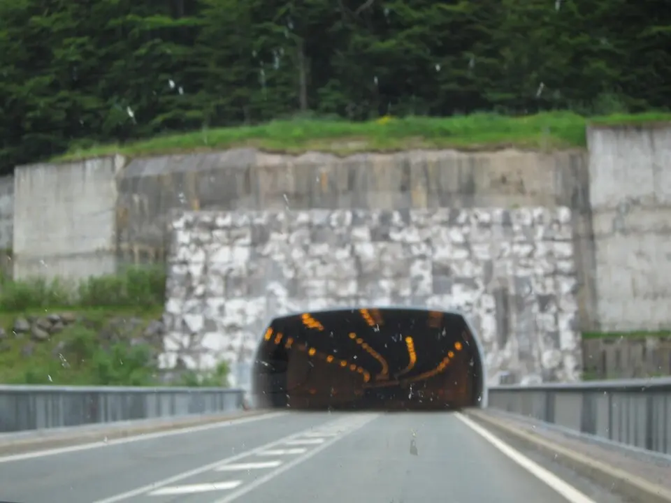 T&uacute;nel De Somport. / EP