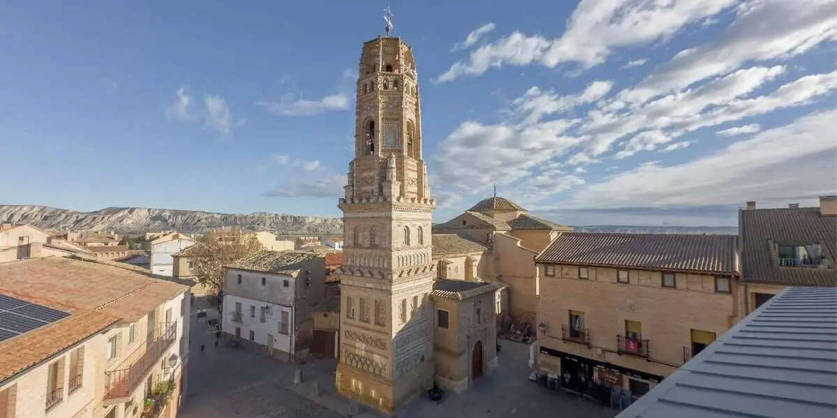 Torre mud&eacute;jar de Utebo. / HA