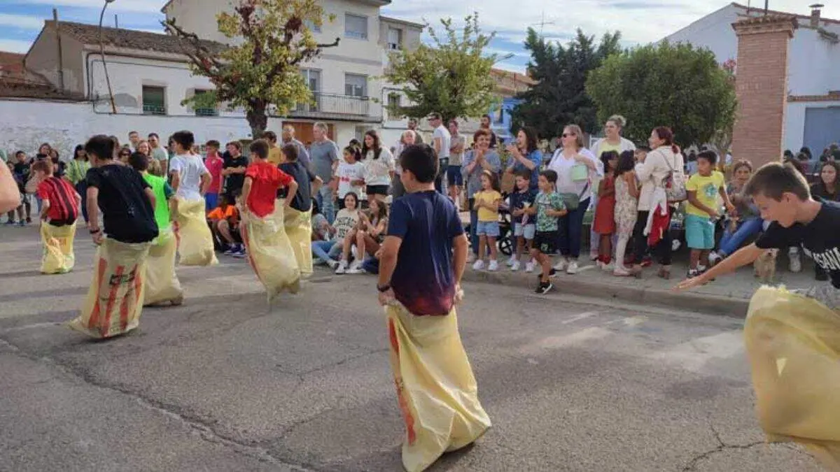 Imagen de archivo de las fiestas de San Miguel de Pina de Ebro. / ZAFARACHE