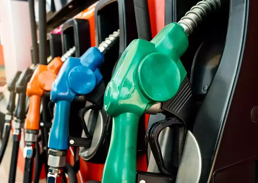 Los consejos de la DGT para gastar menos combustible
