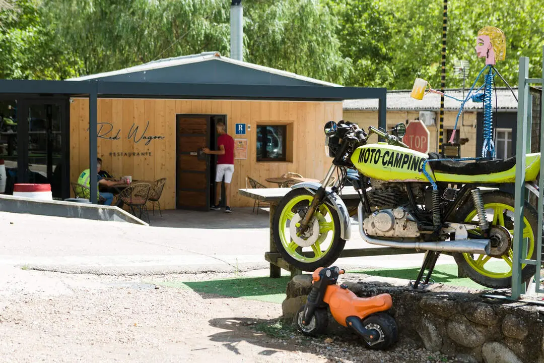 moto-camping-azanigo