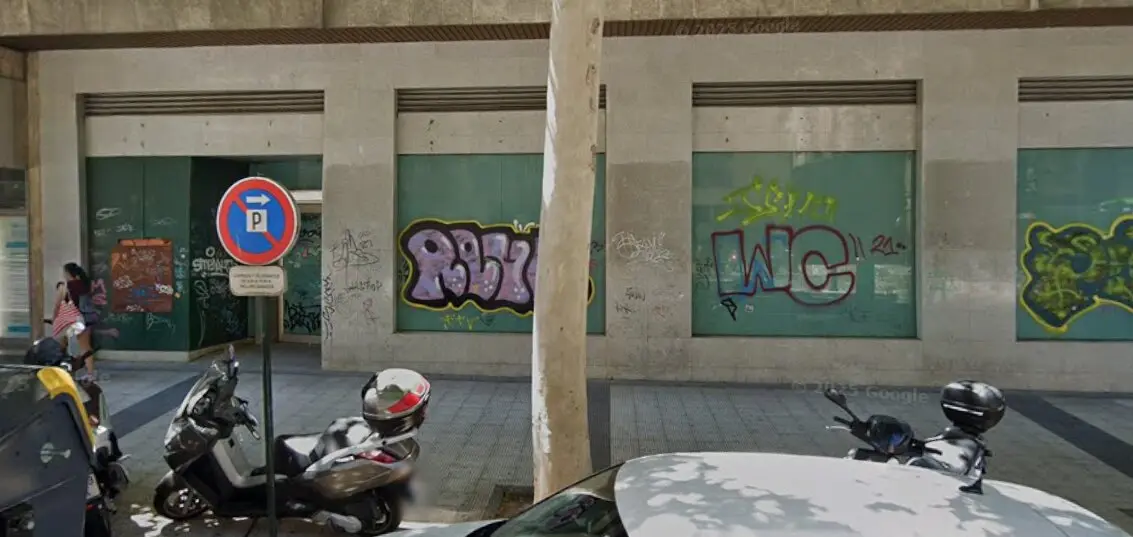 Avenida de C&eacute;sar Augusto, 29./ Street View