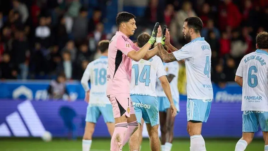 Celebraci&oacute;n de los jugadores del Real Zaragoza / LaLiga