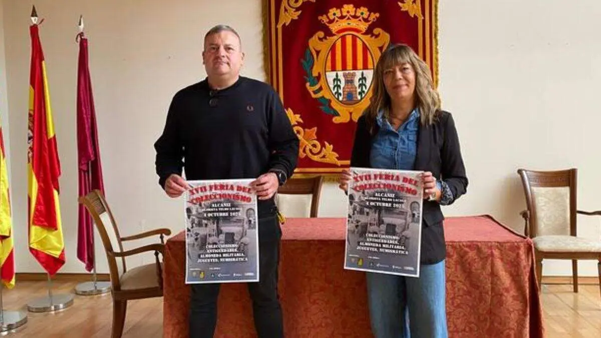 Presentaci&oacute;n de la Feria del Coleccionismo de Alca&ntilde;iz. / AYTO. ALCA&Ntilde;IZ