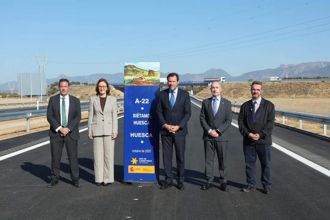 Inauguraci&oacute;n del &uacute;ltimo tramo de la A-22.