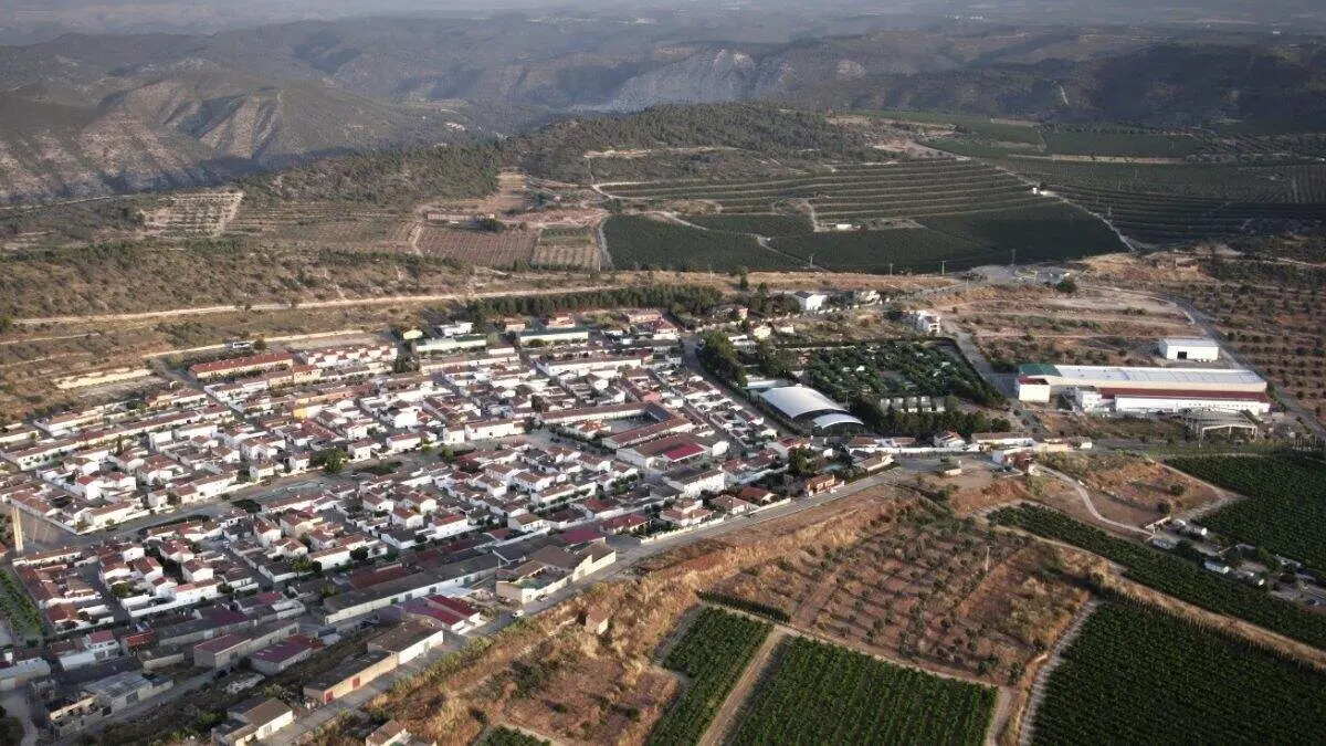 Vista a&eacute;rea de Fay&oacute;n. / HA