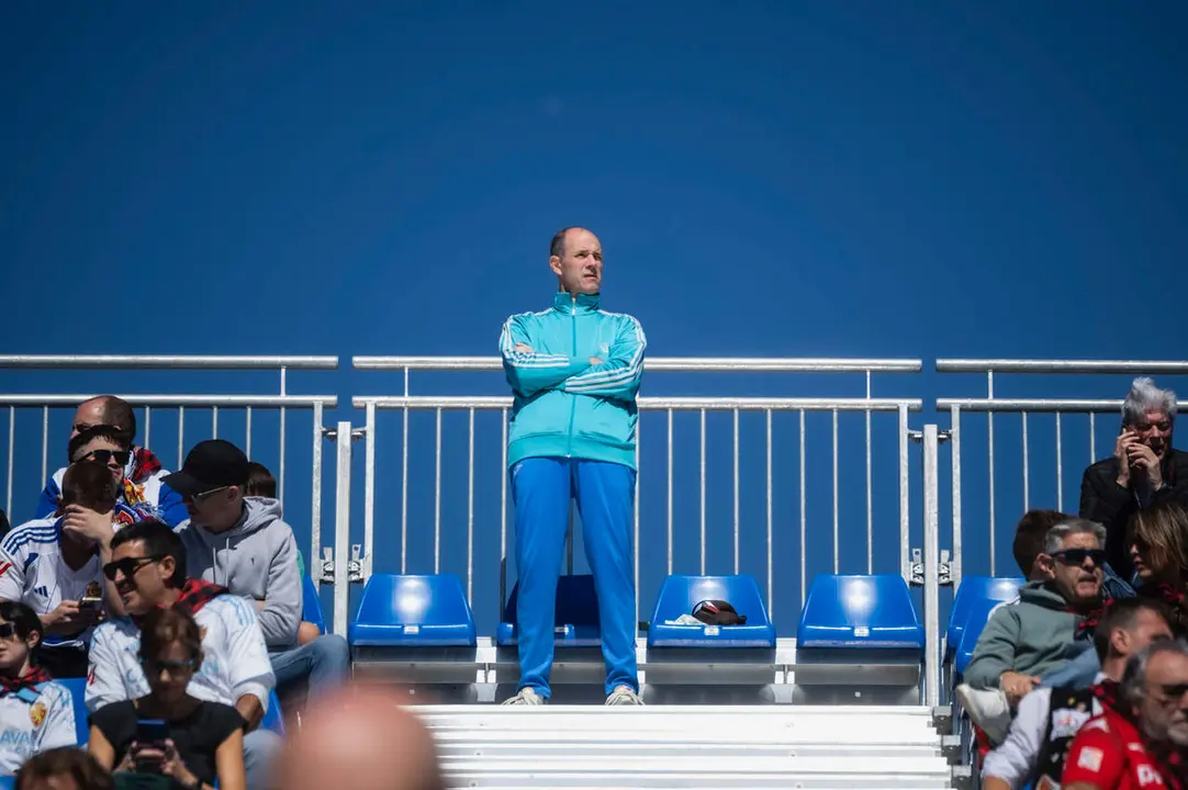 Aficionados del Real Zaragoza ante el C&oacute;rdoba / Marcos Cebri&aacute;n
