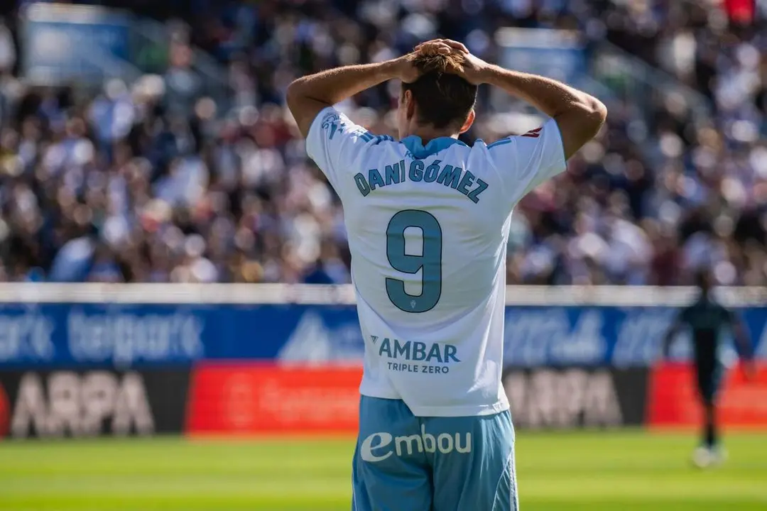 Dani G&oacute;mez durante el Real Zaragoza - C&oacute;rdoba