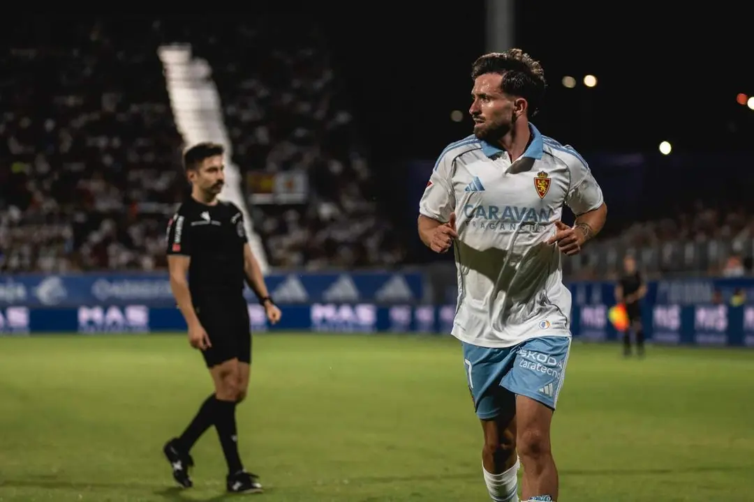Sebas Moyano durante un partido con el Real Zaragoza / Marcos Cebri&aacute;n