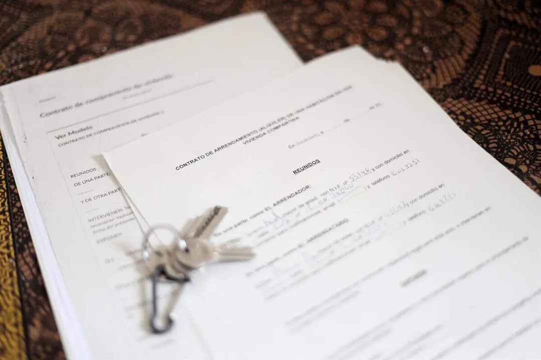 Archivo - Unas llaves sobre un contrato de compraventa de vivienda.
- Eduardo Parra - Europa Press - Archivo