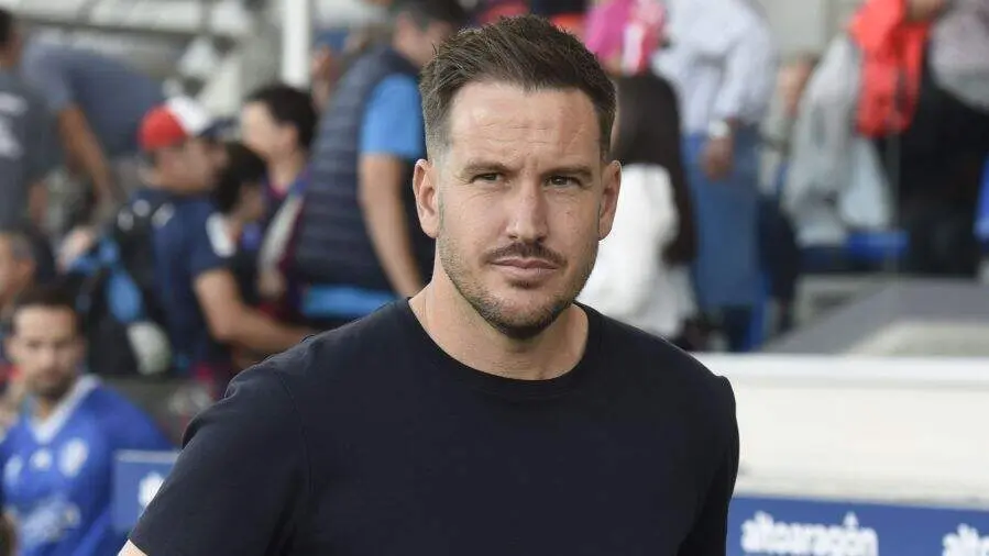 Sergi Guill&oacute; durante un partido con la SD Huesca / LaLiga
