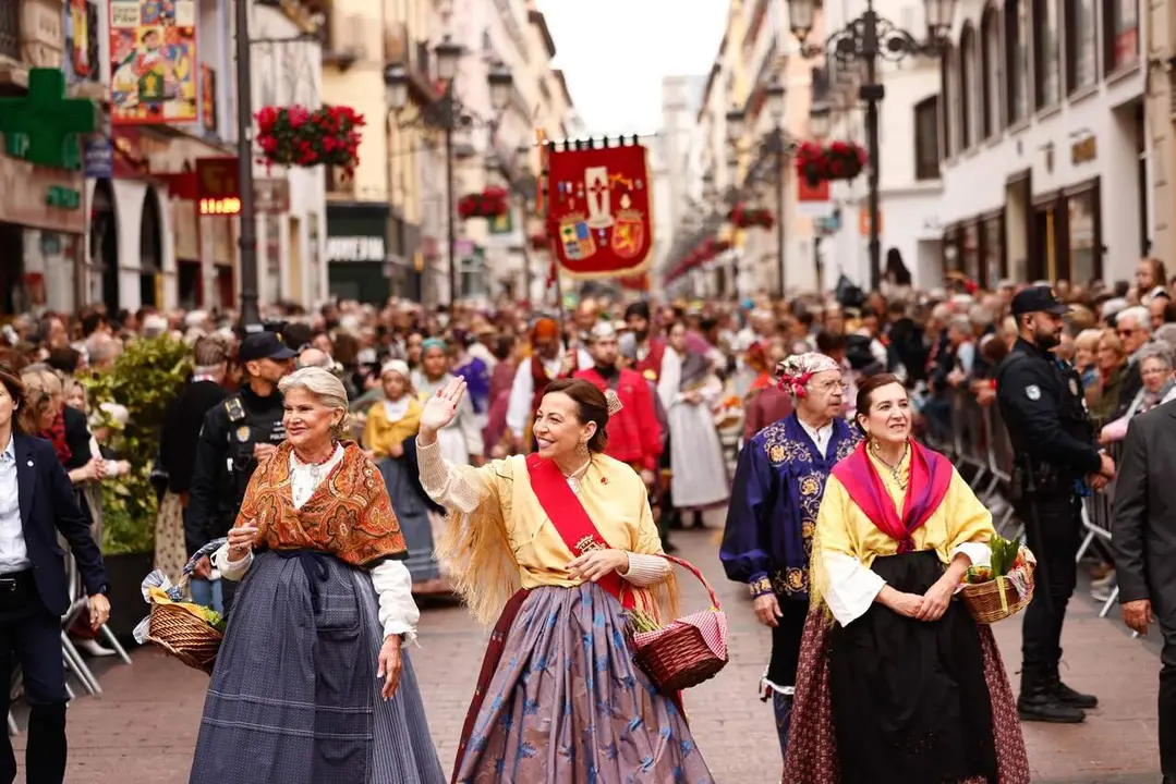 Fotogaler&iacute;a | B&uacute;scate en la Ofrenda de Frutos a la Virgen del Pilar de 2025