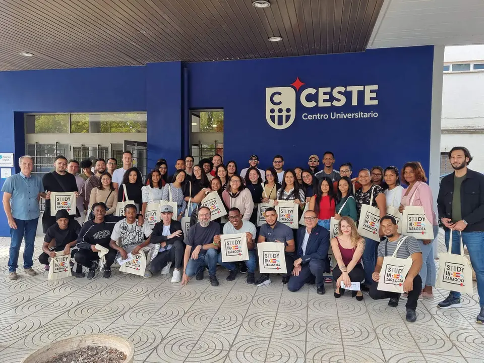 Ceste centro universitario