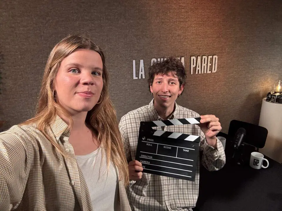 Juan Garc&iacute;a y Luc&iacute;a P&eacute;rez, La Quinta Pared