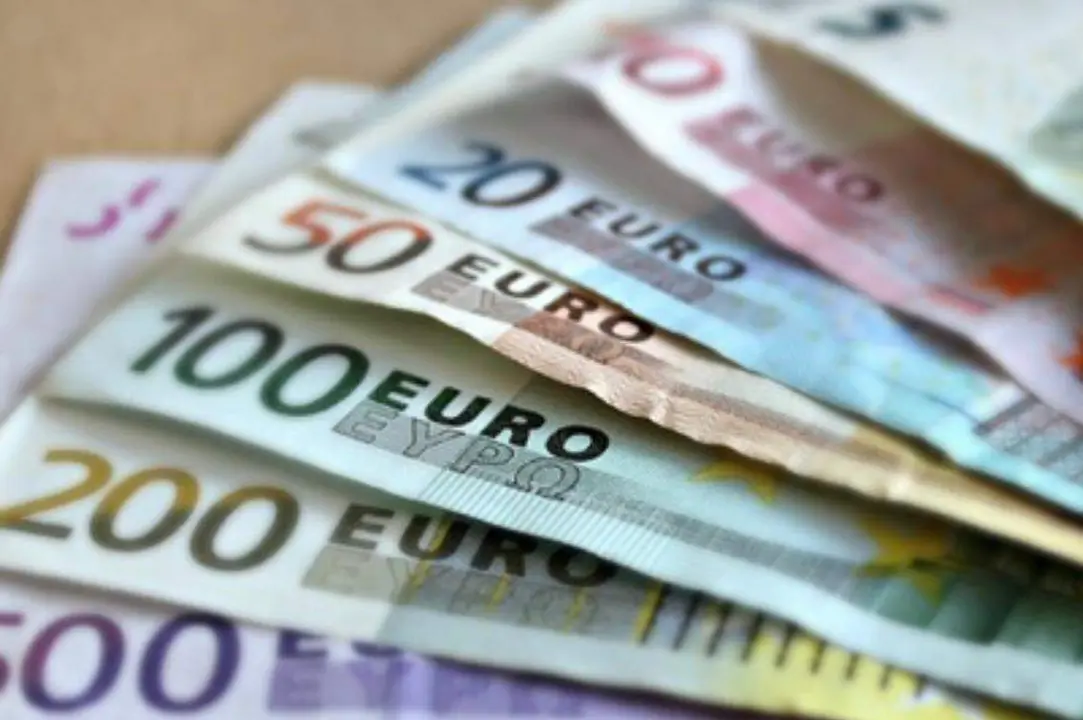 Se encuentra 400 euros y es acusado de ladr&oacute;n