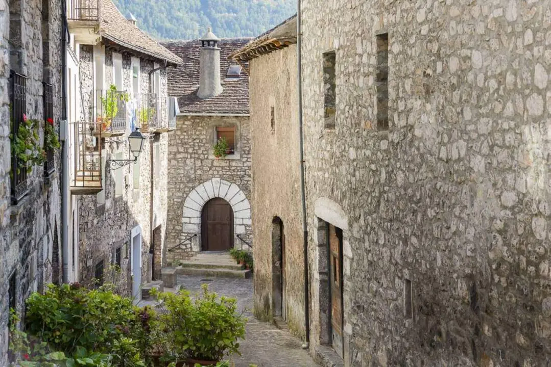 Hecho, Arag&oacute;n ./ Turismo de Aarag&oacute;n