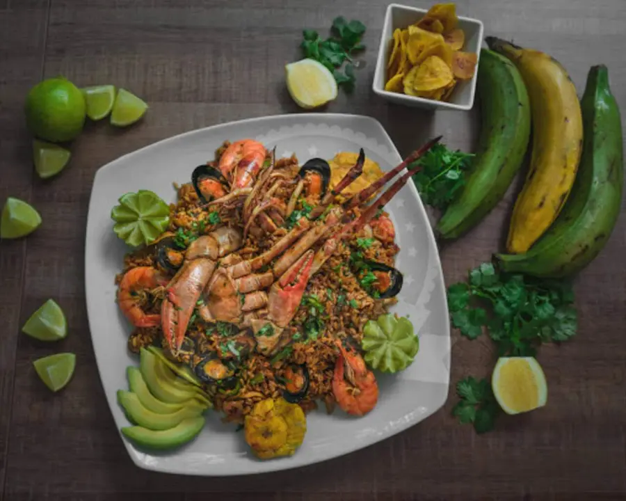 El &Ntilde;a&ntilde;o ./ Uber Eats