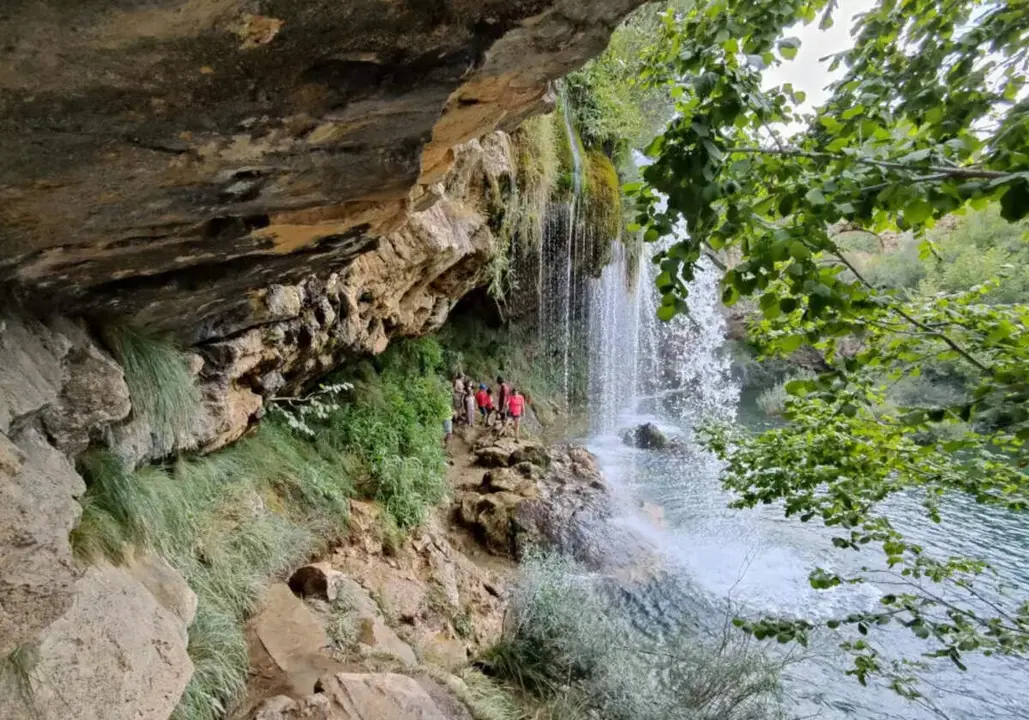Cascada del Molino de San Pedro, El Vallecillo ./ Escapadas por Arag&oacute;n