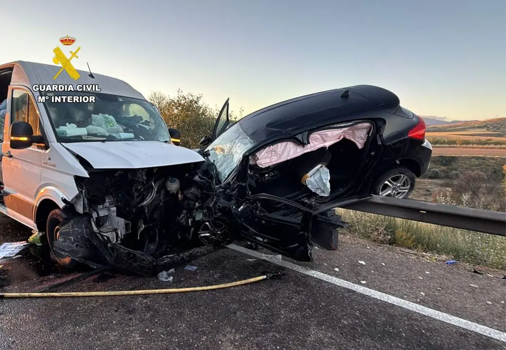 Imagen de la colisi&oacute;n. / GUARDIA CIVIL