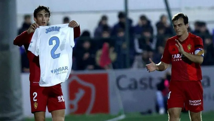Juan Sebasti&aacute;n homenajea a Jorge Casado / Real Zaragoza
